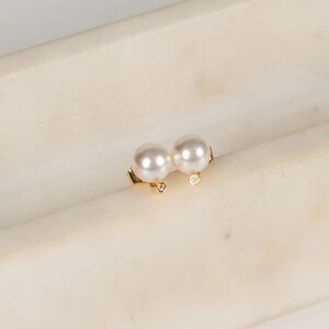 Piper White Pearl Stud Earrings